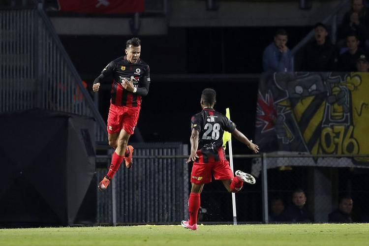 今晨荷甲焦点战,AC米兰再遭质疑,悬念犹存,资深球员宣示担当 今晨荷甲焦点战,AC米兰再遭质疑,悬念犹存,资深球员宣示担当