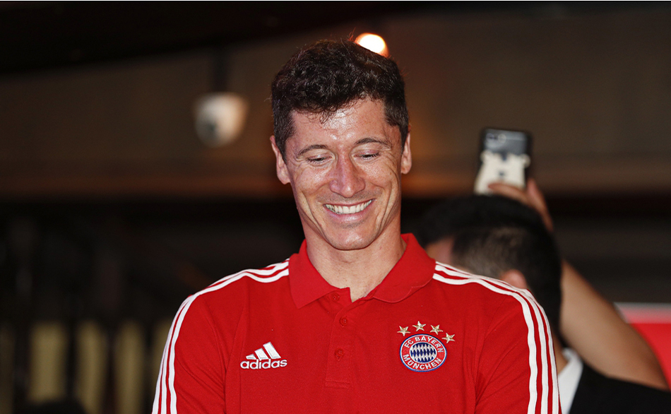 莱万多夫斯基连续十五场比赛得分超过回归赛场,塞尔维亚队挑战极限!的简单介绍 莱万多夫斯基连续十五场比赛得分超过回归赛场,塞尔维亚队挑战极限!的简单介绍