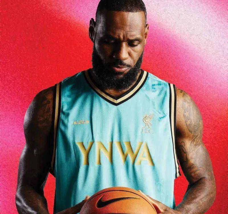 詹姆斯在利物浦比赛中关键助攻,败北引发热议的球员 詹姆斯在利物浦比赛中关键助攻,败北引发热议的球员